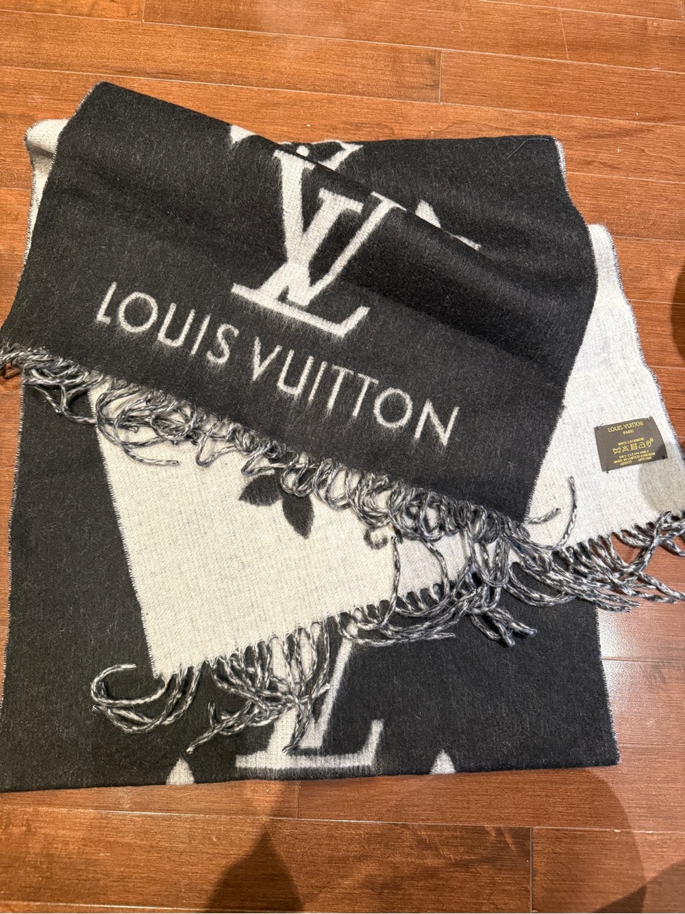 Louis Vuitton Black & White Monogram Logo Scarf